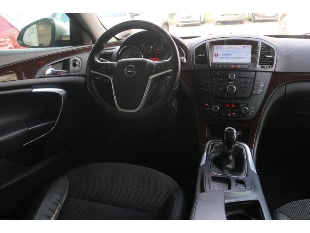 2010 Opel INSIGNIA - 7