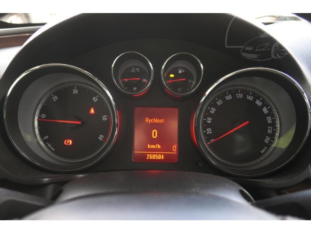 2010 Opel INSIGNIA - 11