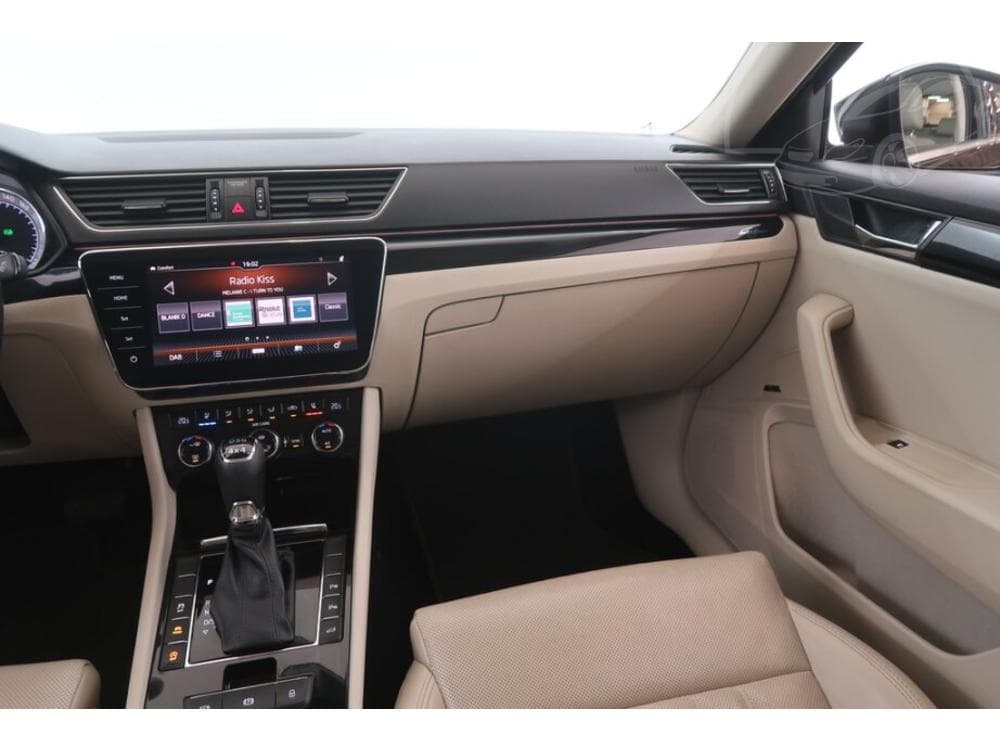 2017 Škoda SUPERB - 15
