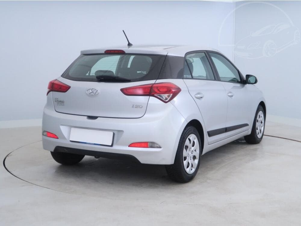 2017 Hyundai i20 - 9