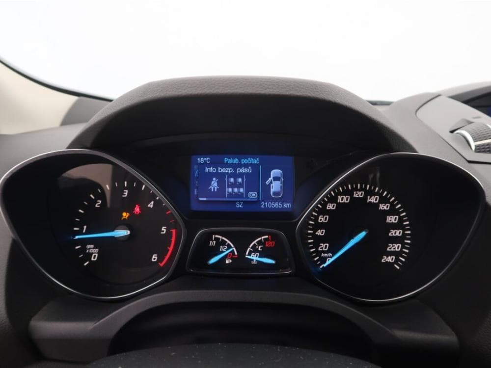 2015 Ford KUGA - 21