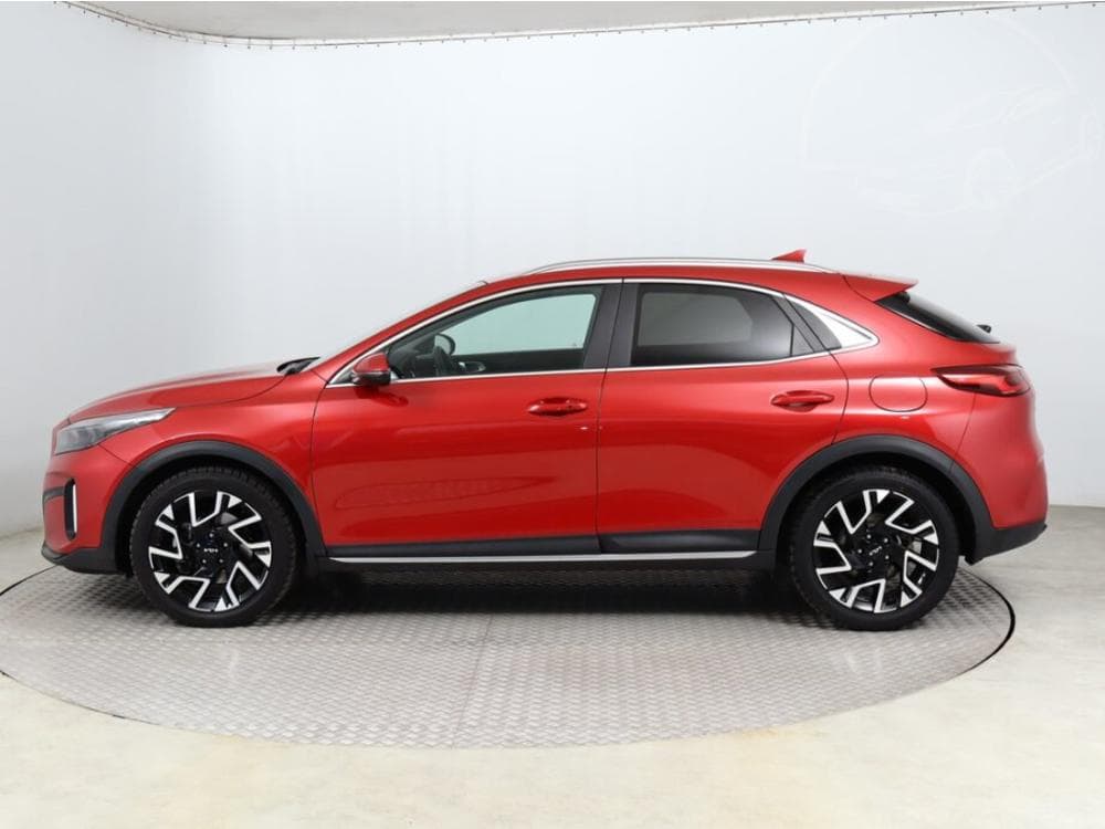 2025 Kia XCEED - 7