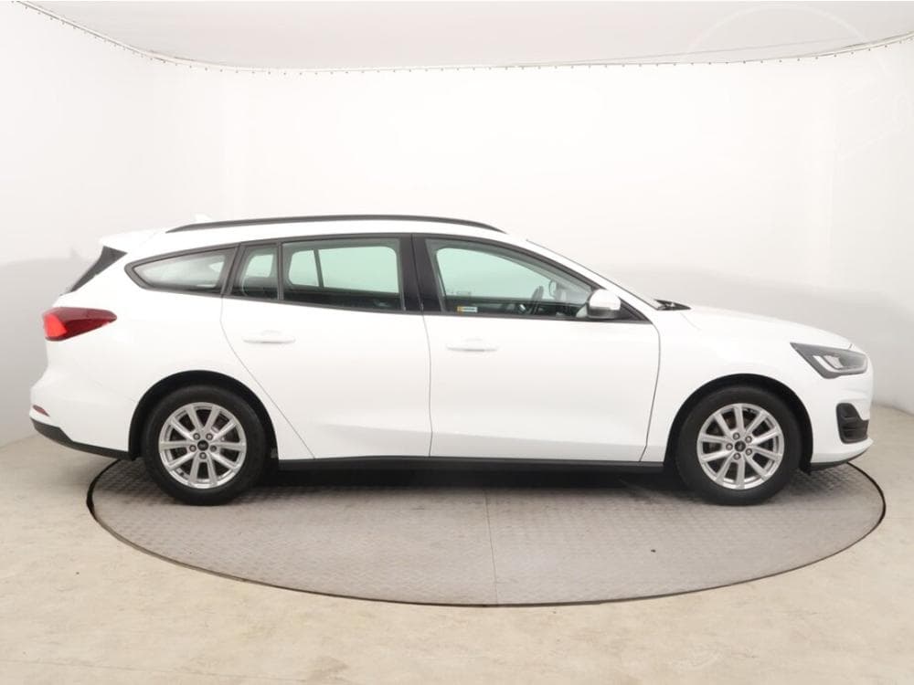 2022 Ford FOCUS - 6