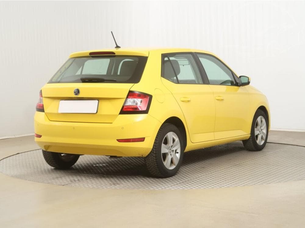 2019 Škoda FABIA - 9