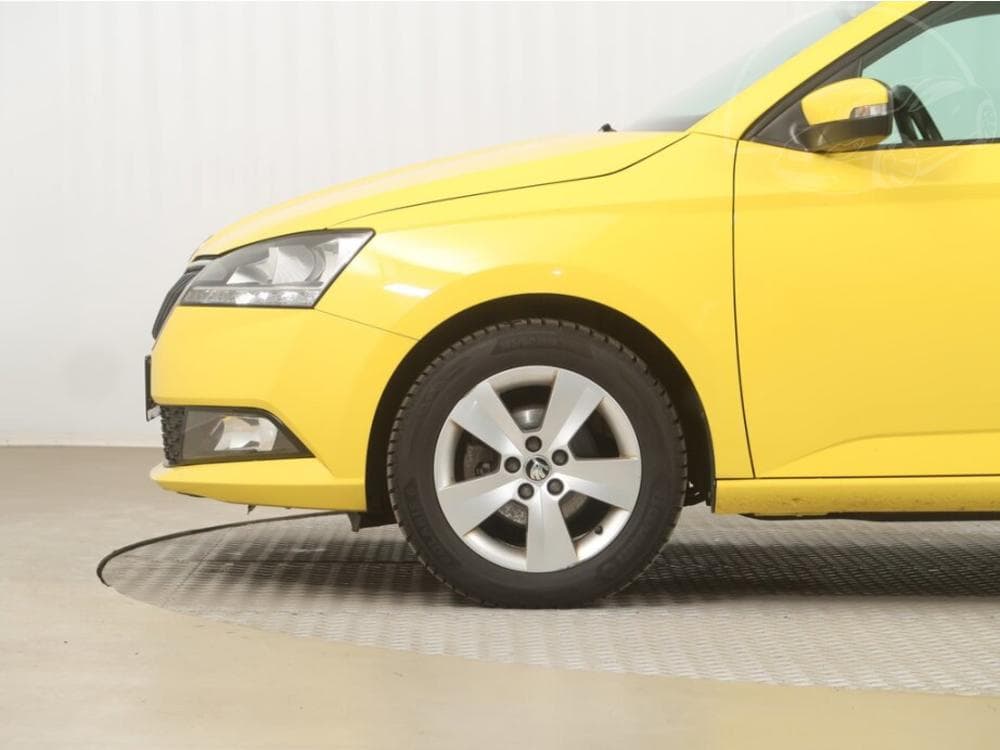 2019 Škoda FABIA - 29