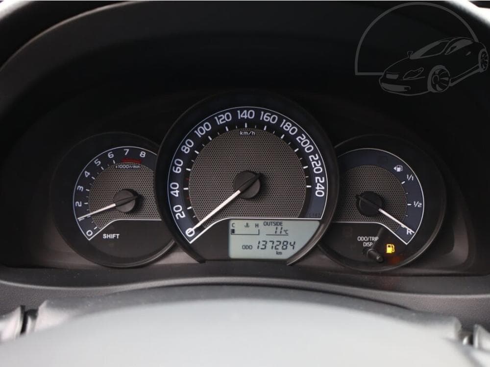 2013 Toyota AURIS - 17