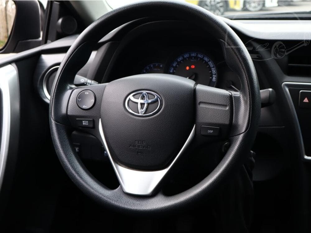 2013 Toyota AURIS - 23