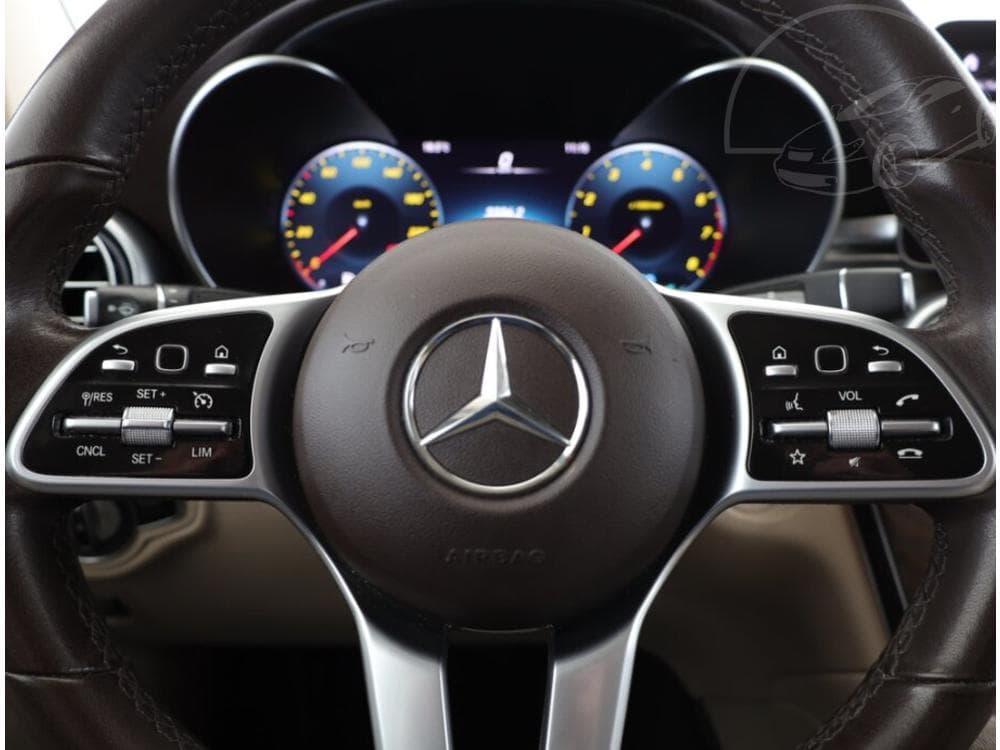 2021 Mercedes-Benz GLC - 15