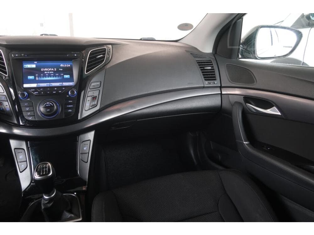 2012 Hyundai i40 - 15