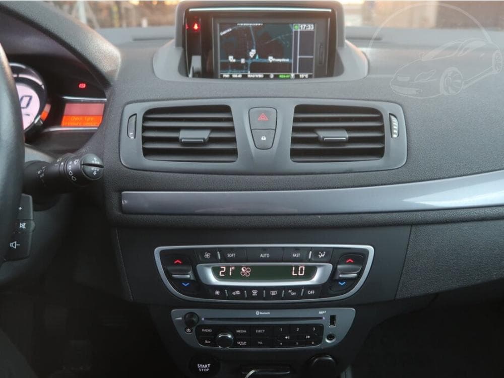 2016 Renault MEGANE - 12