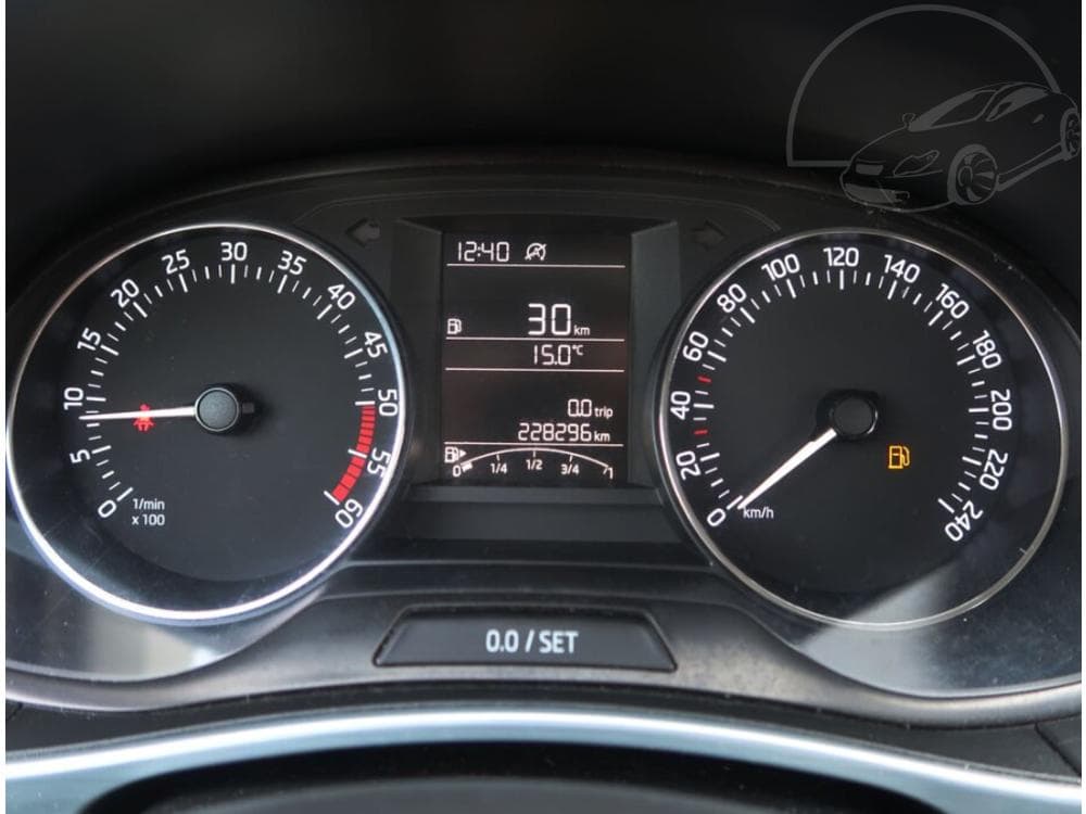 2015 Škoda FABIA - 41