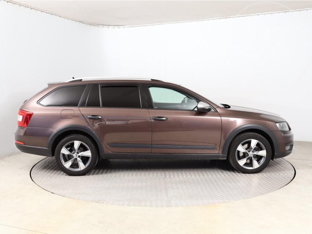 2016 Škoda OCTAVIA - 16