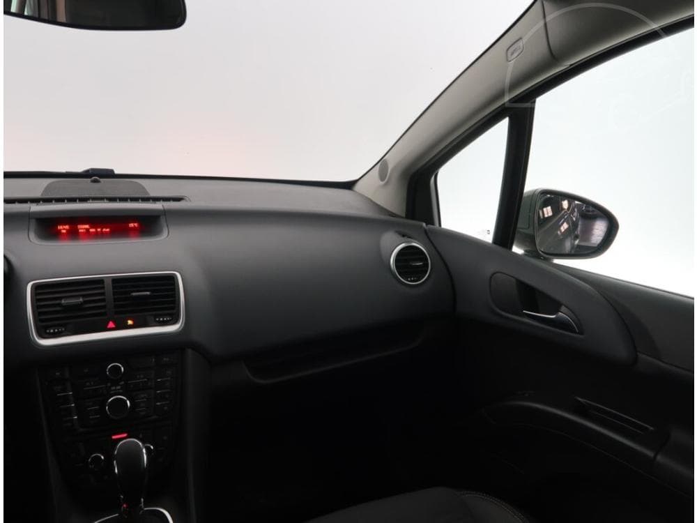 2010 Opel MERIVA - 29