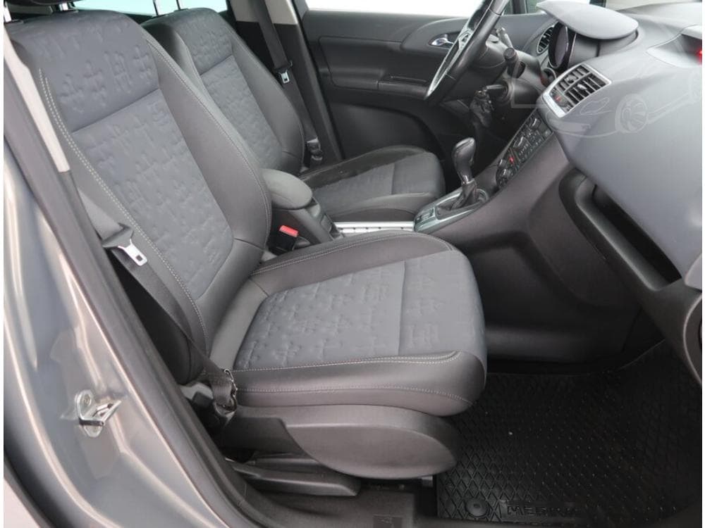 2010 Opel MERIVA - 33