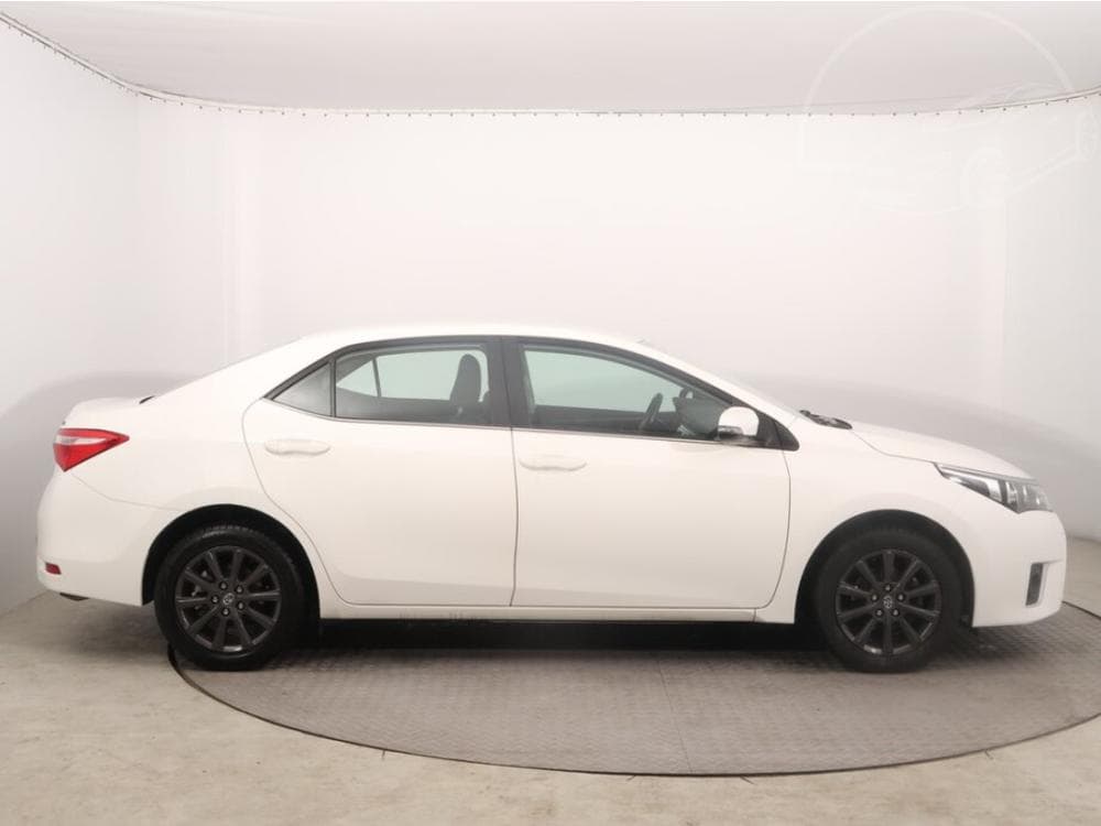 2015 Toyota COROLLA - 21