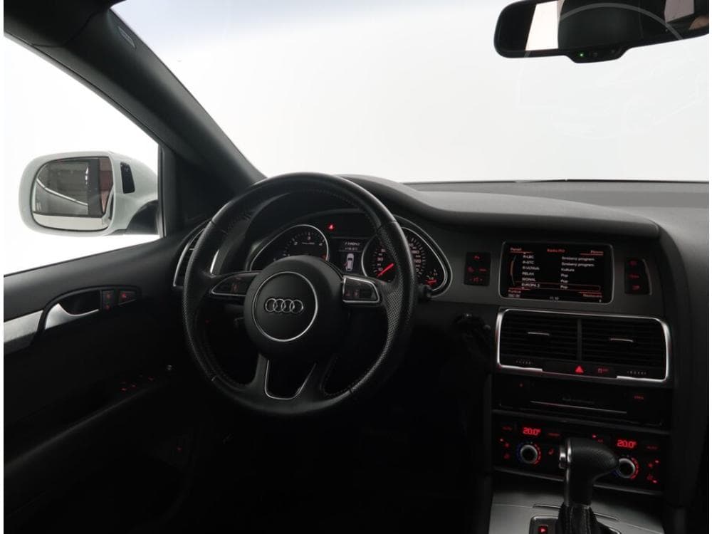 2015 Audi Q7 - 13