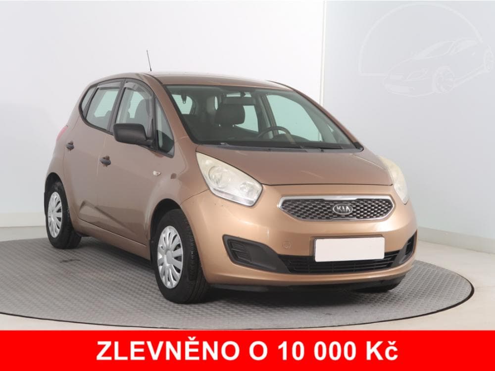 2011 Kia VENGA