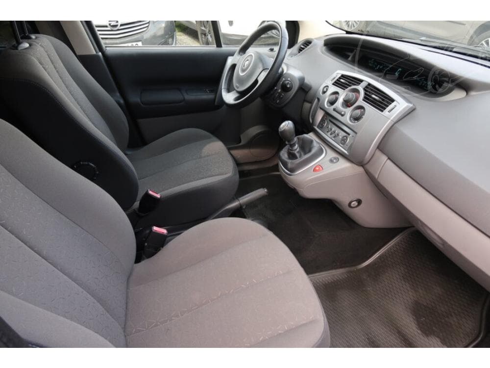 2009 Renault SCENIC - 9