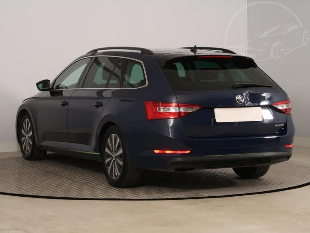 2017 Škoda SUPERB - 4