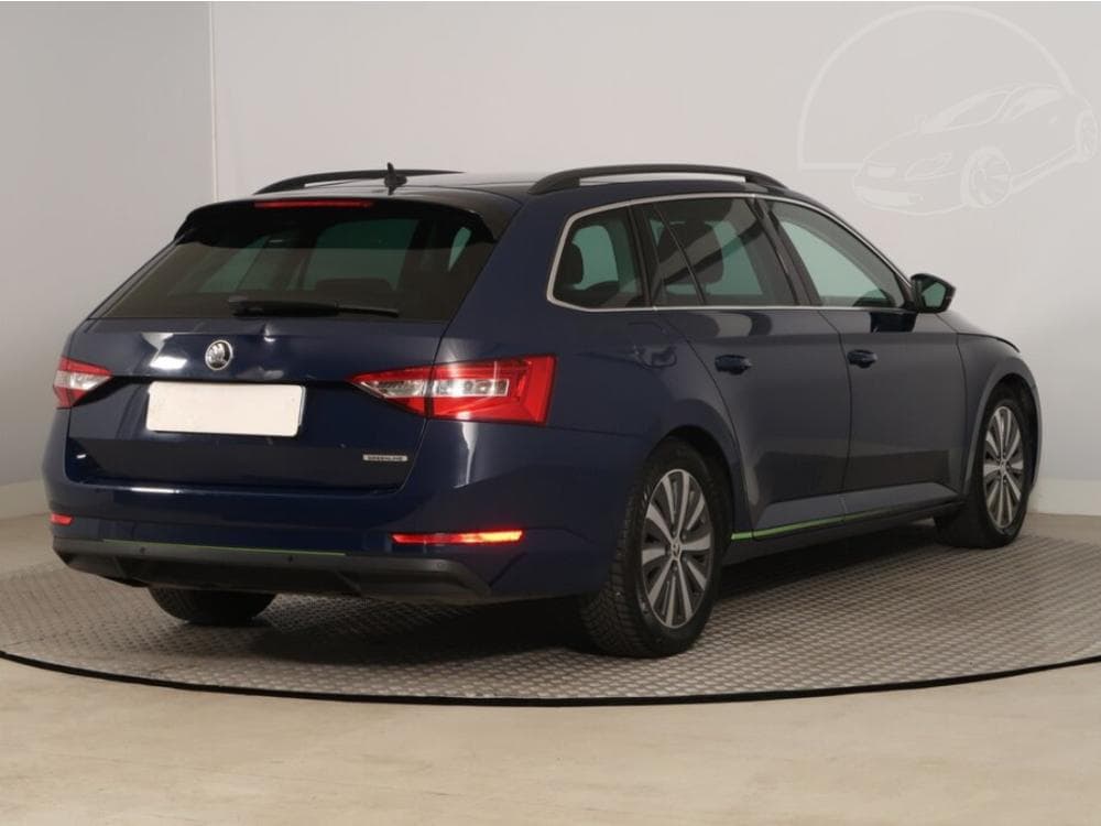 2017 Škoda SUPERB - 5