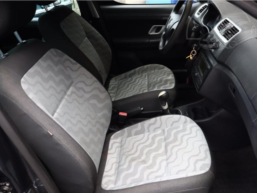 2009 Škoda ROOMSTER - 7