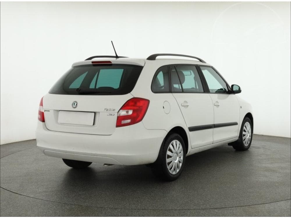 2012 Škoda FABIA - 13