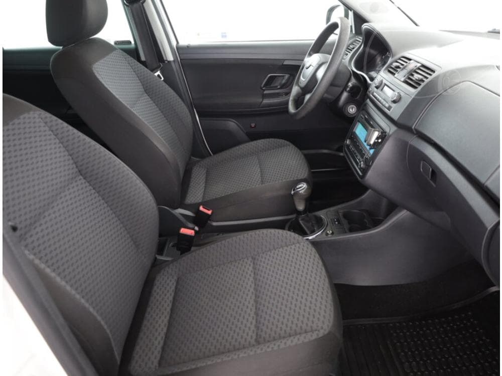 2012 Škoda FABIA - 19