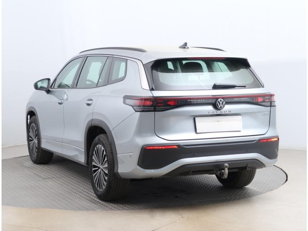 2025 Volkswagen TAYRON - 7