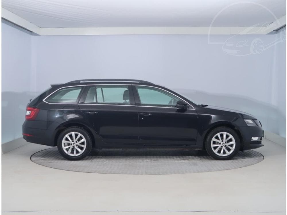 2018 Škoda OCTAVIA - 16