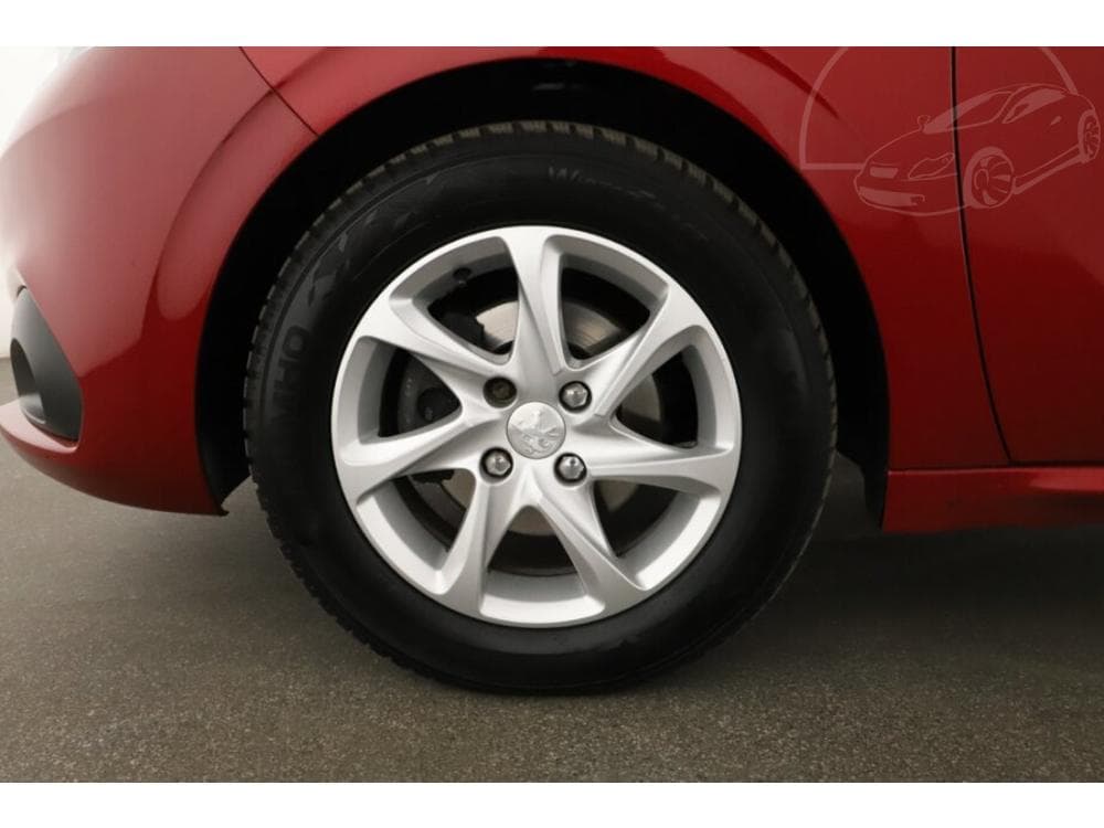 2018 Peugeot 208 - 14