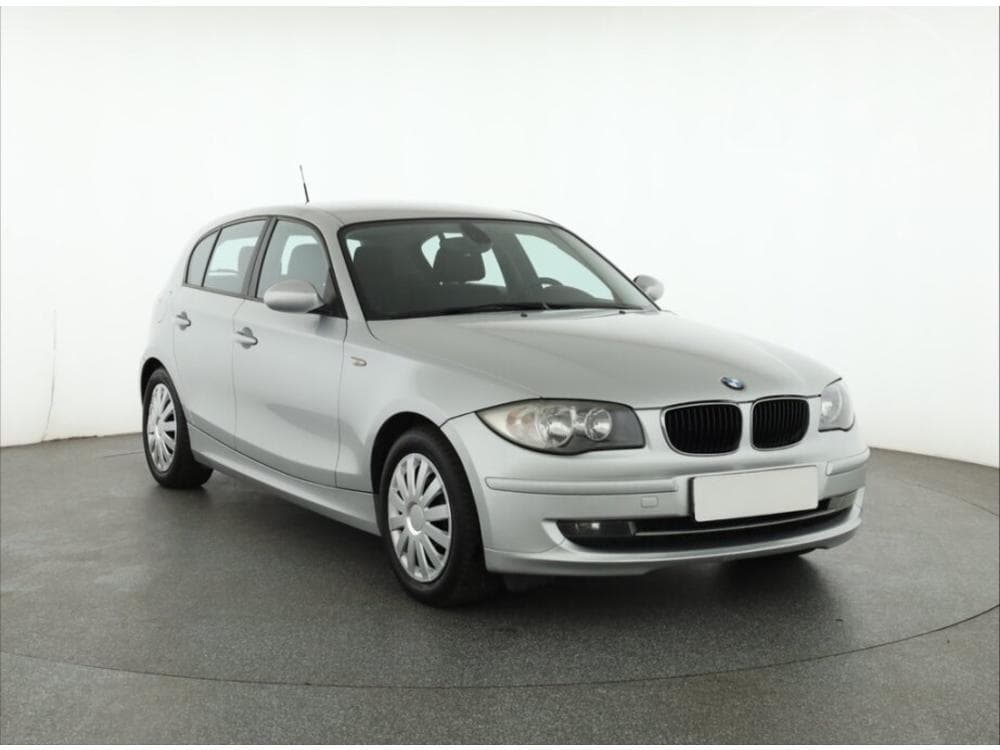 2009 BMW 1-SERIES