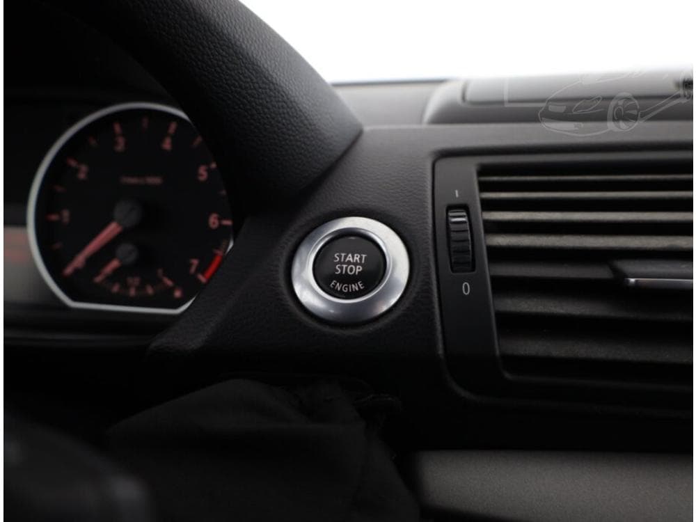 2009 BMW 1-SERIES - 13