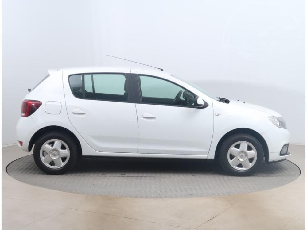2019 Dacia SANDERO - 11