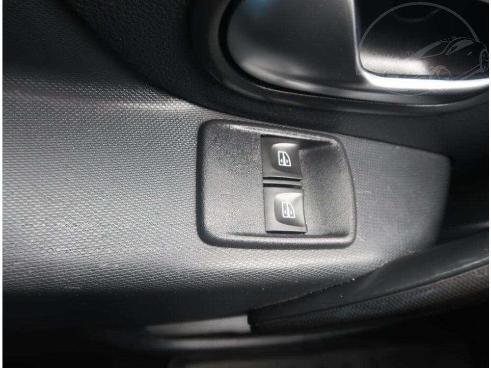 2019 Dacia SANDERO - 27