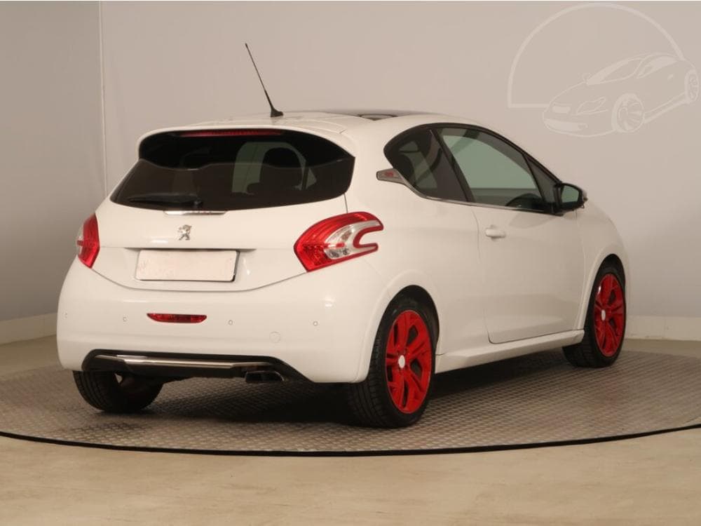 2014 Peugeot 208 - 5