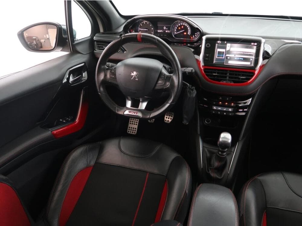 2014 Peugeot 208 - 7