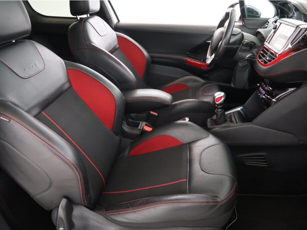2014 Peugeot 208 - 9