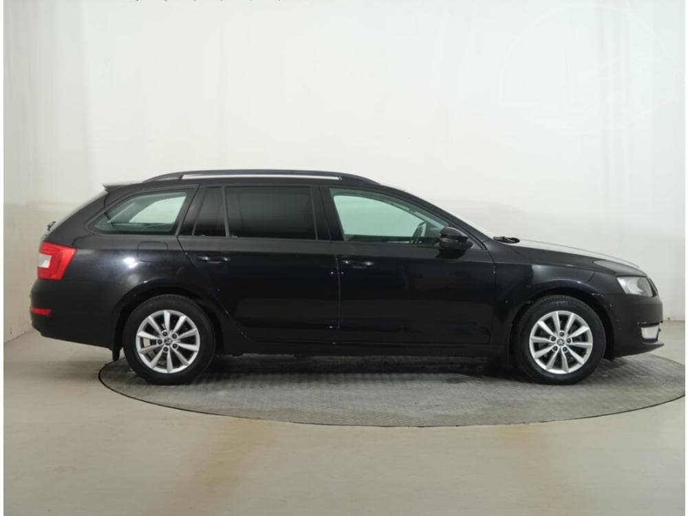 2016 Škoda OCTAVIA - 11