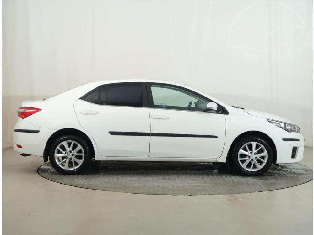 2014 Toyota COROLLA - 11