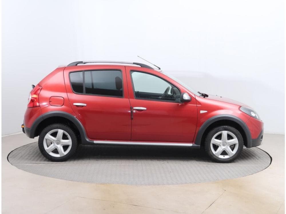 2010 Dacia SANDERO - 6