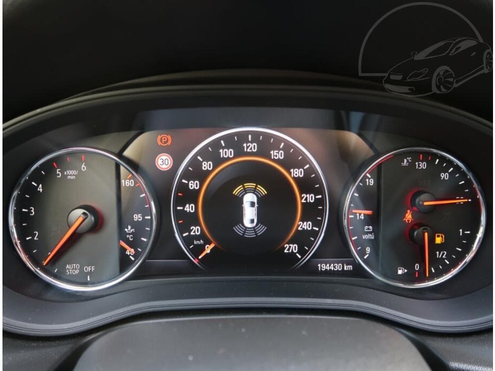 2018 Opel INSIGNIA - 31