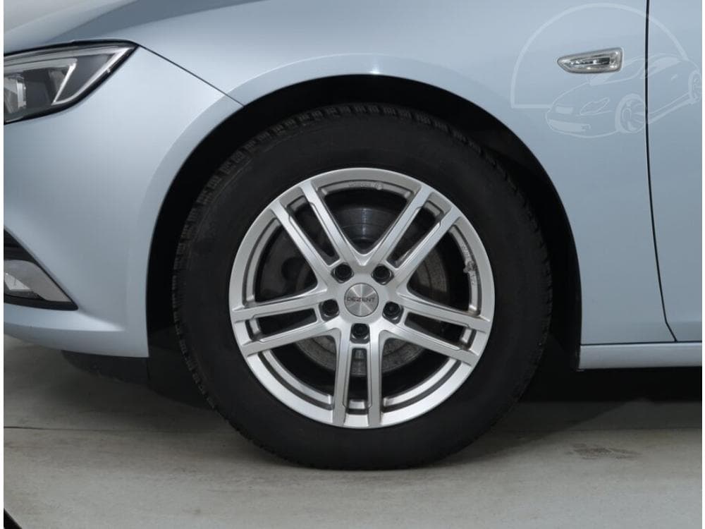 2018 Opel INSIGNIA - 40