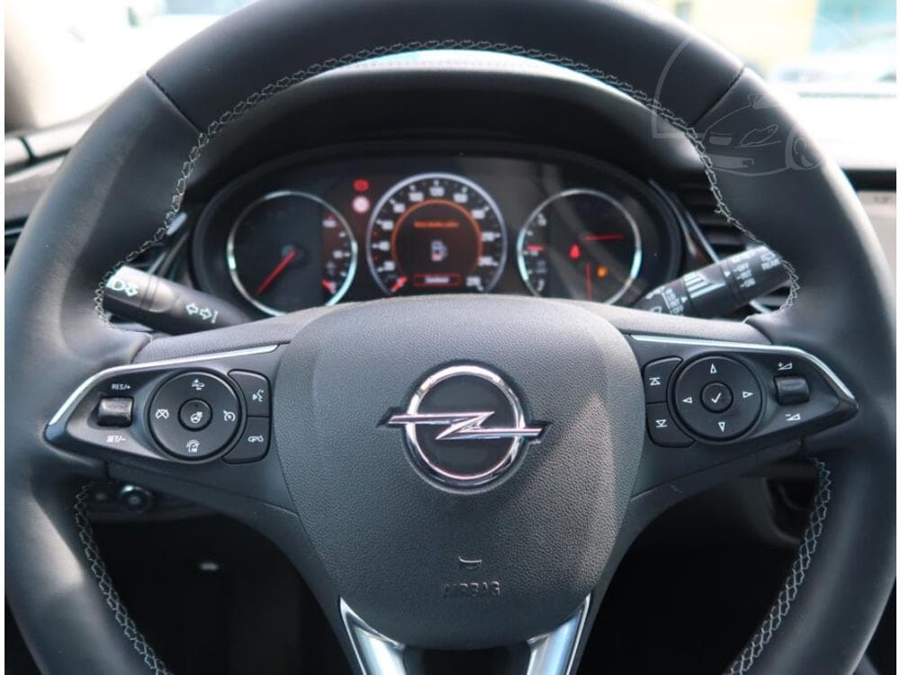 2018 Opel INSIGNIA - 43