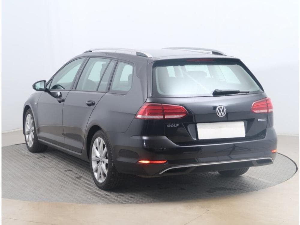 2019 Volkswagen GOLF - 13