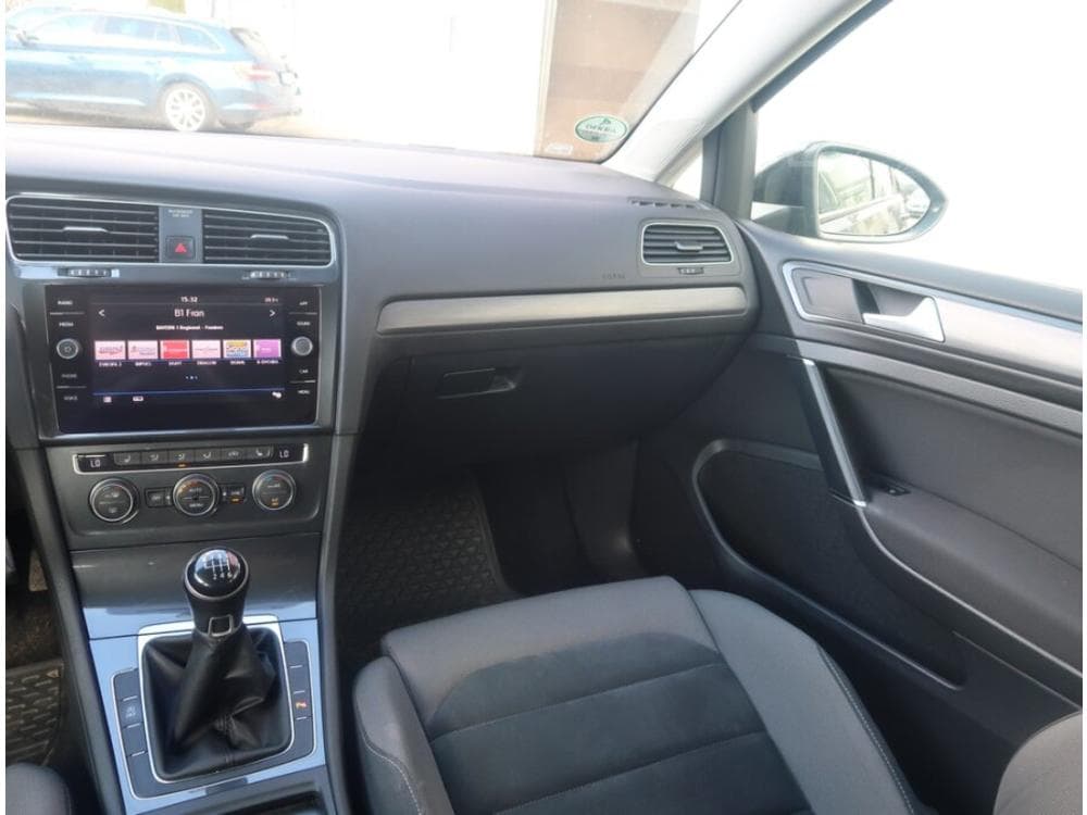 2019 Volkswagen GOLF - 29