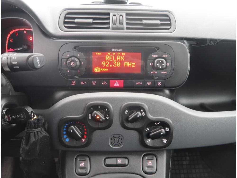 2021 Fiat PANDA - 45