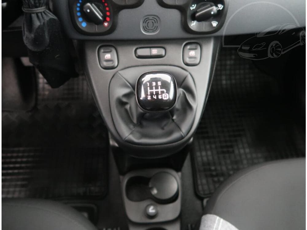 2021 Fiat PANDA - 49