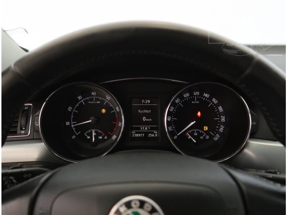 2008 Škoda SUPERB - 11