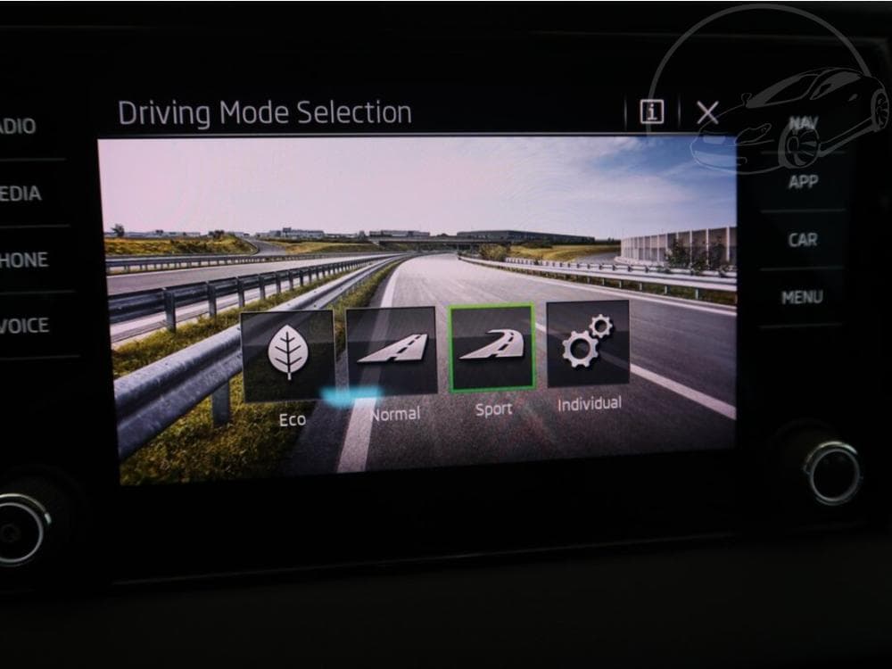2022 Škoda KAROQ - 40