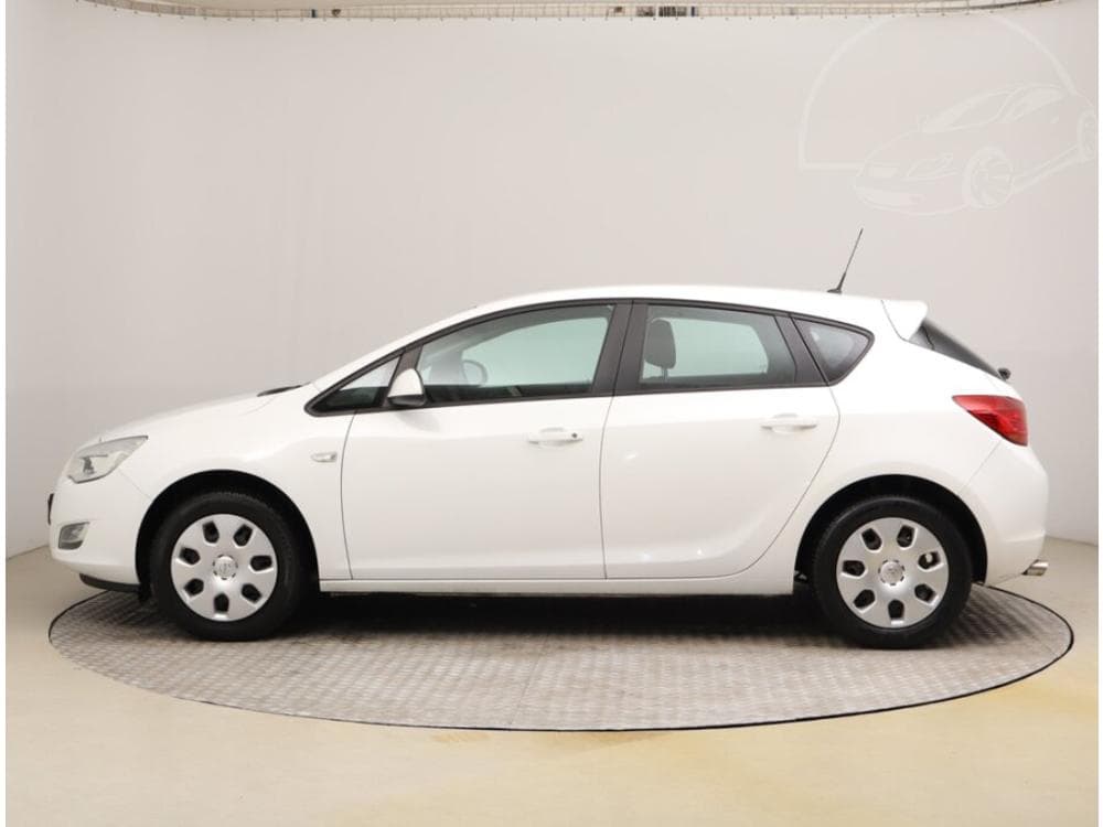2012 Opel ASTRA - 3